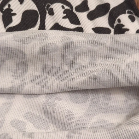 Delia*s DELIAS Y2K panda black white and pink graphic cotton tank top - Picture 4 of 4